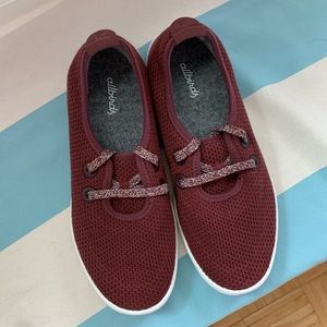 NWOT allbirds W7